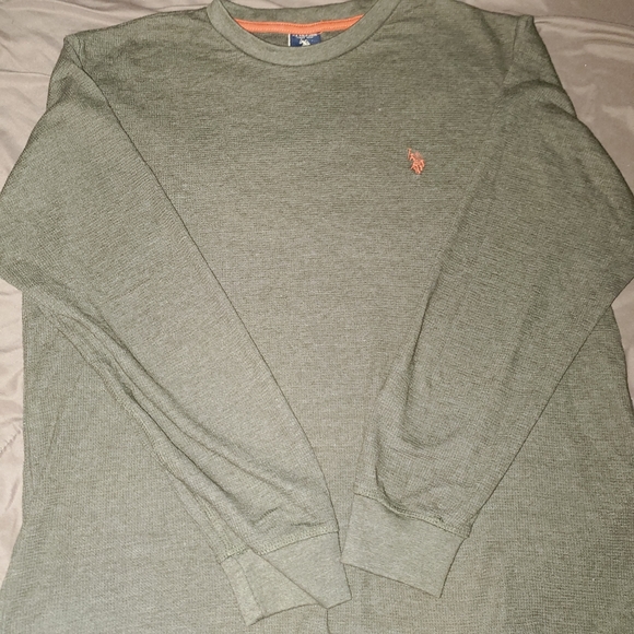 Shirt - Picture 2 of 3